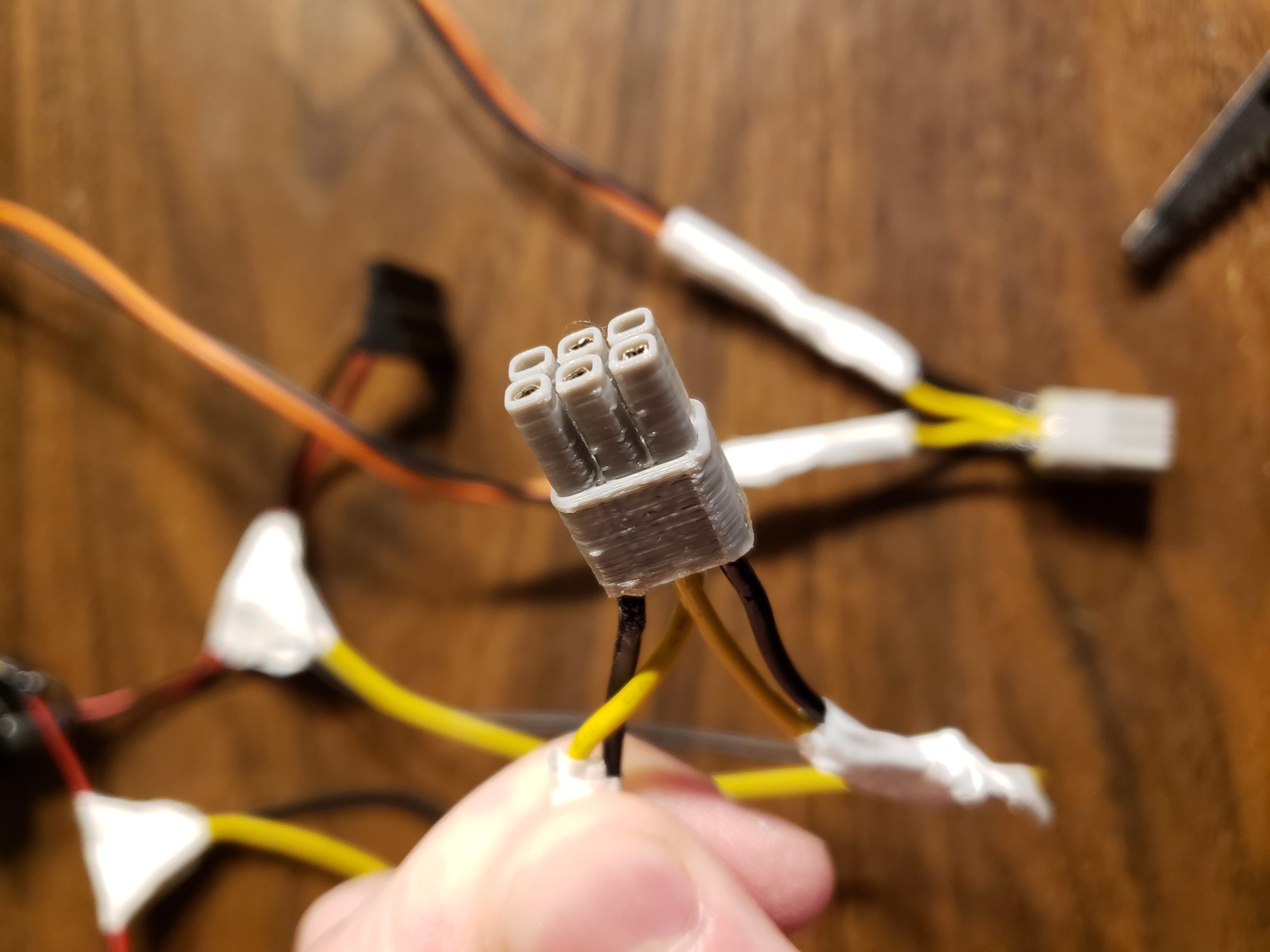 A 3D printed 6-pin ATX power connector