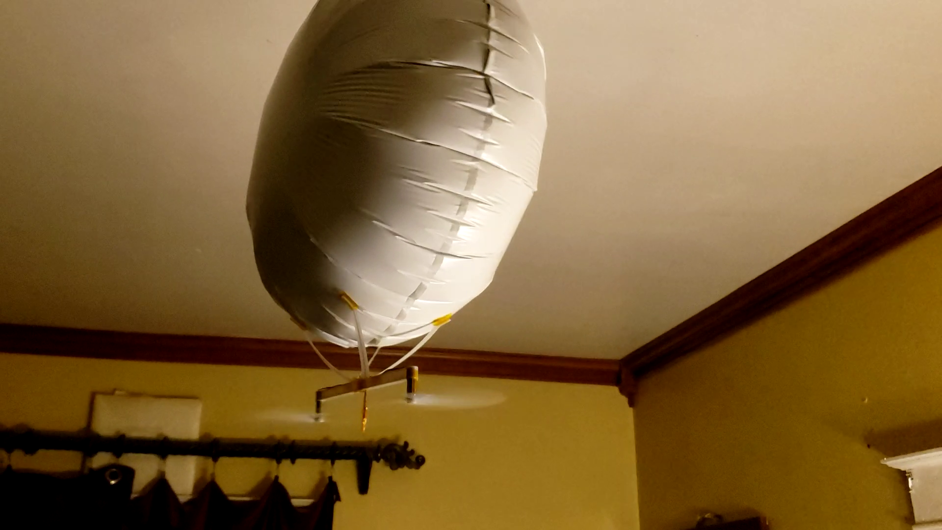 It flies!